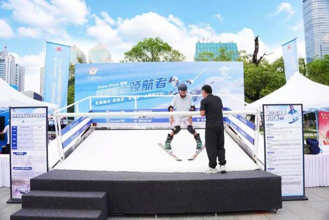 CBA吸引力暴跌！隔壁联赛花重金猛挖人，陈盈骏收千万年薪报价