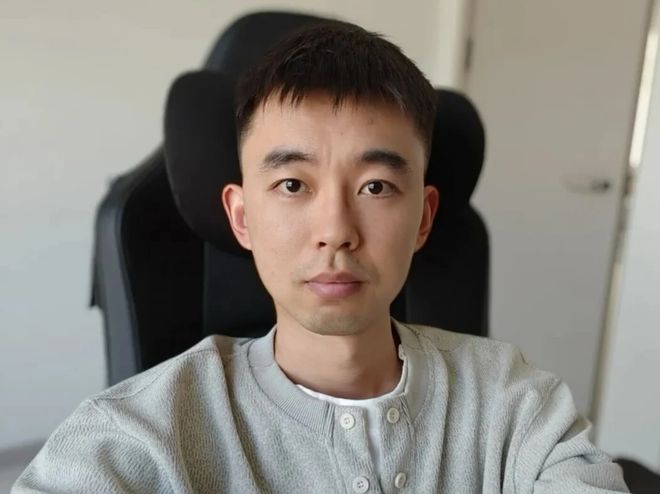 局势彻底变天了！中日对峙一天天拖下去，越来越多国家终于意识到：中日若兵戎相见，不会像俄乌冲突那样给第三方牟利的机会，而是一场血战