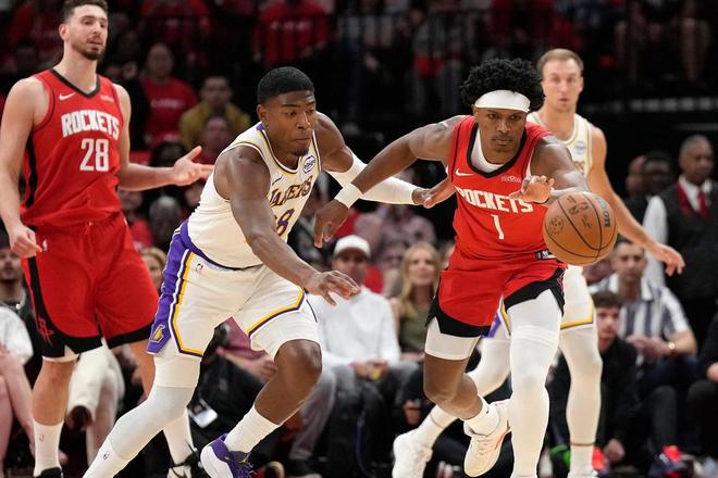 66岁巴雷西葬礼举行!3000名球迷送别 马尔蒂尼落泪 米兰队长缺席