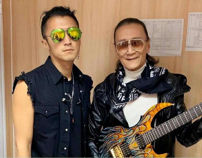 U18中国男篮球员被质疑“改名改年龄”，中国篮协通报：存在虚报年龄参赛情况，张涵泊（2006年）和李沂泽（2008年）为同一人
