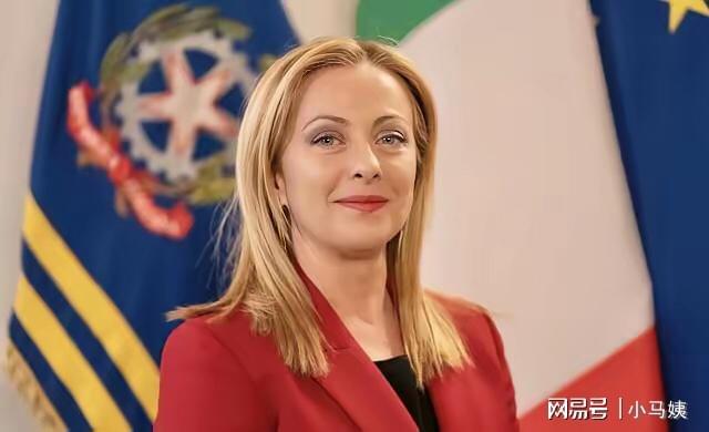 杨铭锐归队，毕津浩人气王 大连3外援合同年底到期 蓄力冬窗