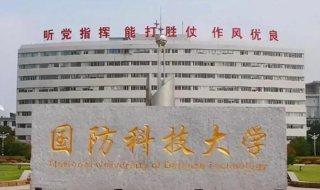 “比C罗还猛”？沃特金斯首秀破门后语出惊人：沙特超已达英超水平！