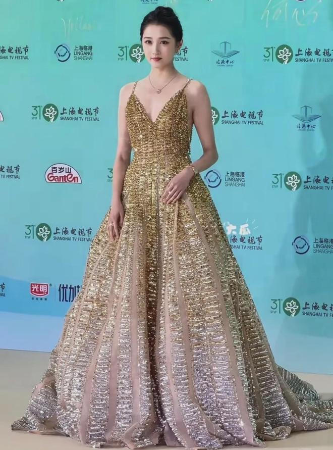4000元的雅迪与2600元的绿源，骑了大半年，我看清了电动车的真相