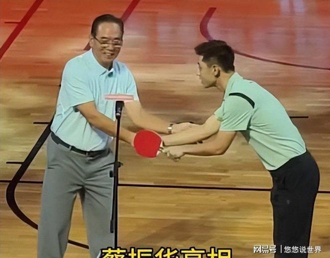 CBA速递!北京男篮官宣下赛季主教练,广东男篮追求李炎哲,北控截胡广东外教