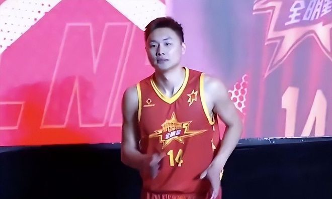三方交易达成！森林狼将兰德尔送往篮网 公牛得到克拉克斯顿