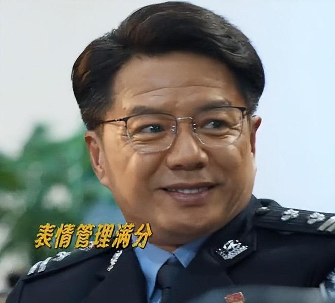 4队疯抢！上海高价截胡辽宁追克里斯，北控官宣哈里斯，京籍主帅扎堆